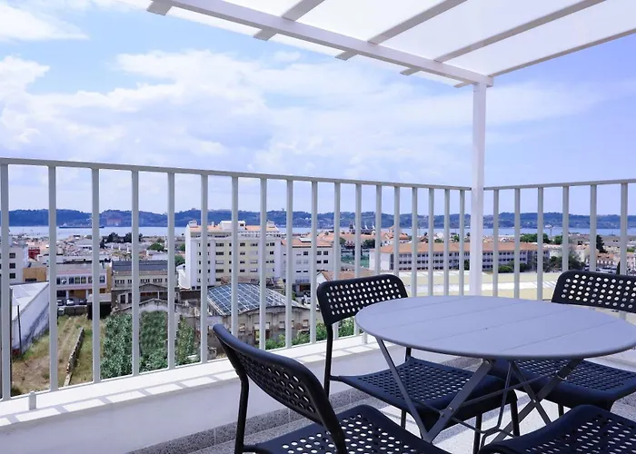 Ajuda Tagus River View *